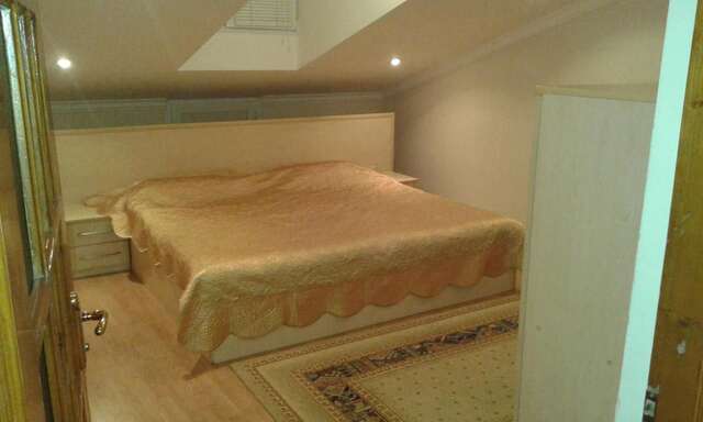 Апартаменты CENTER. 3 Bedrooms Баку-4