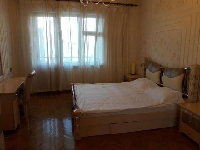 Апартаменты CENTER. 3 Bedrooms Баку-38